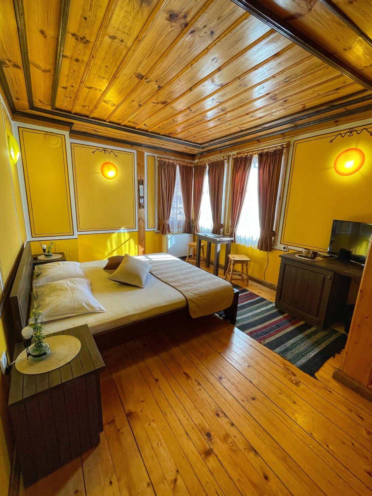 Guest Rooms Colorit Koprivshtitsa Exterior photo